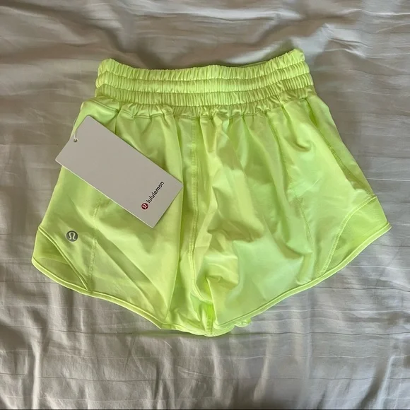 NWT lululemon faded zap hotty hot high rise shorts 2.5”